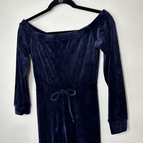 Fashion Nova Sexy Navy Need A Hug Velour Long Sleeve Off Shoulder Jumpsuit S - Picture 5 of 11
